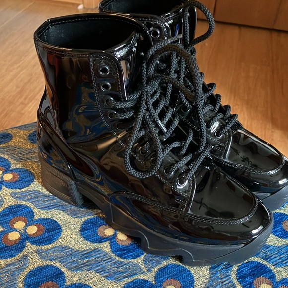 iRi black patent leather boots! 🖤 - Picture 13 of 14